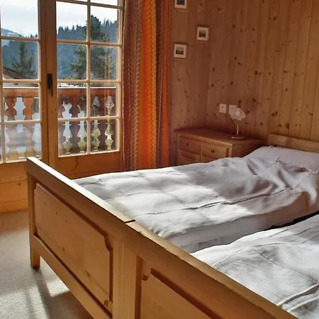 Haus 1 - 4.5 Haus In Ruhiger Wohngegend Mit Garten *