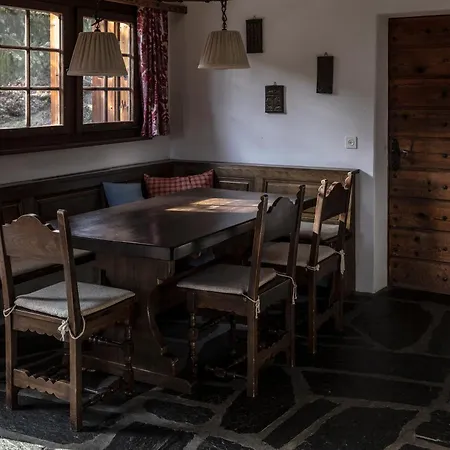 Haus 1 - 4.5 Haus In Ruhiger Wohngegend Mit Garten