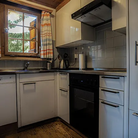 公寓 Haus 1 - 4.5 Haus In Ruhiger Wohngegend Mit Garten