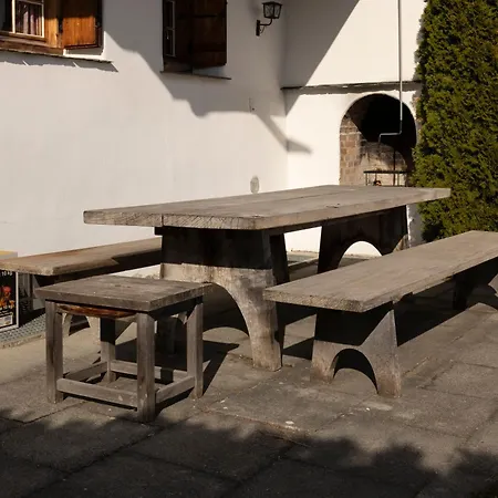 Haus 1 - 4.5 Haus In Ruhiger Wohngegend Mit Garten Apartment