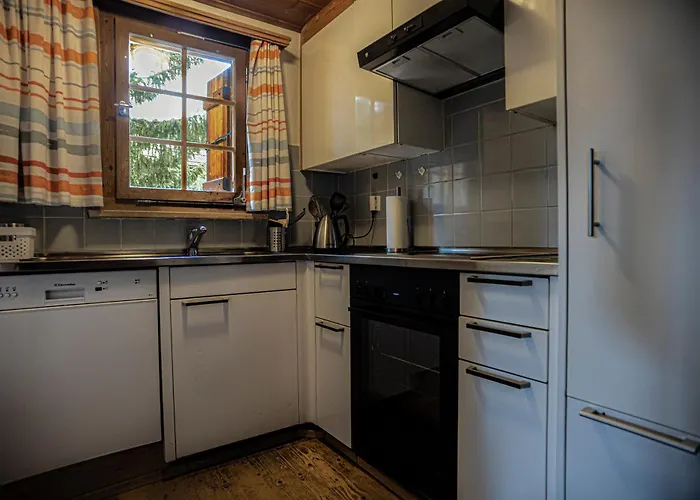 شقة Haus 1 - 4.5 Haus In Ruhiger Wohngegend Mit Garten